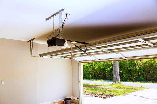 Top rated local Garage Door Panel Replacement specialists in Circle Pines, MN